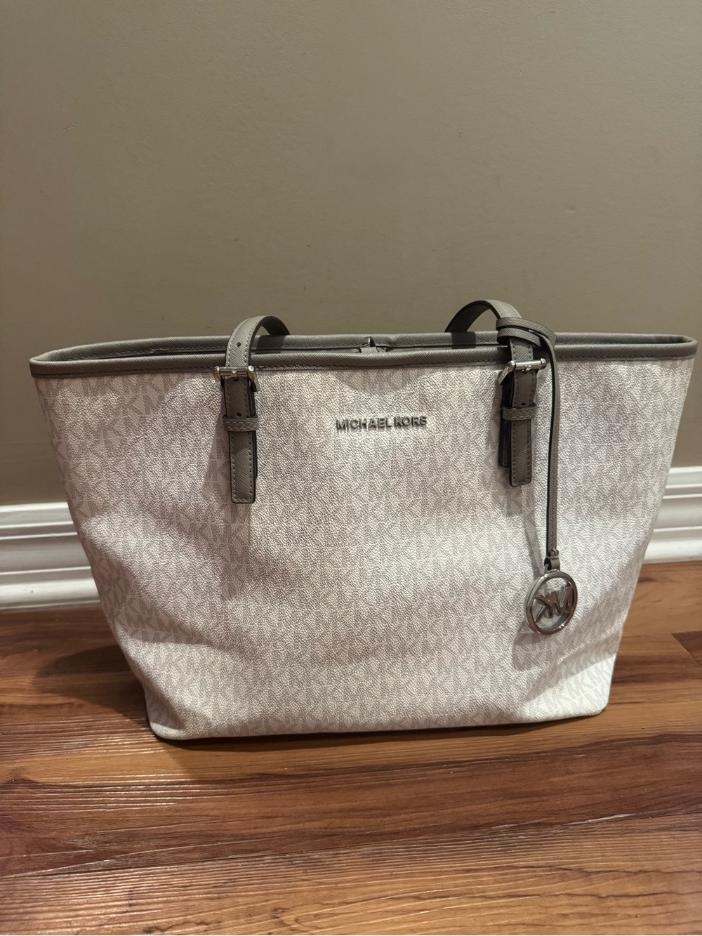 Michael Kors Cream and Gray Signature Tote